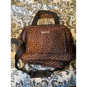 5 for $25 Rockland Travel Bag